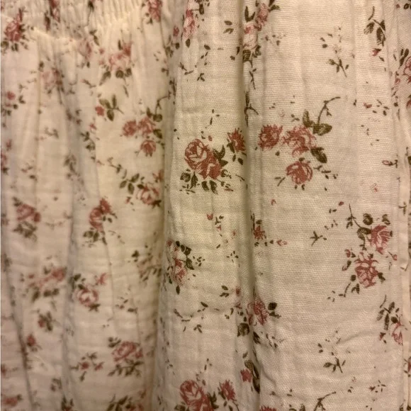 Neuflora Loveland - Cream Floral - Picture 3 of 3